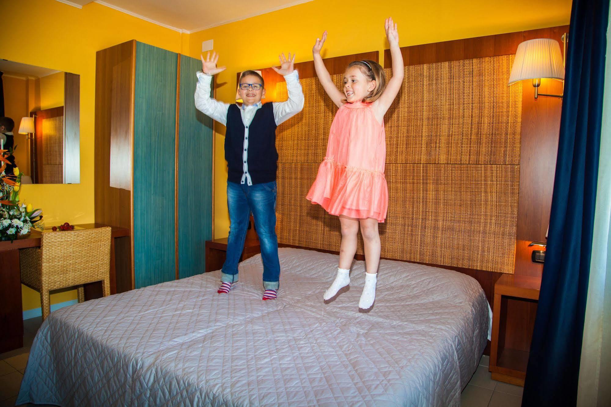 Hotel Park E Mobil Home Sottomarina Dış mekan fotoğraf